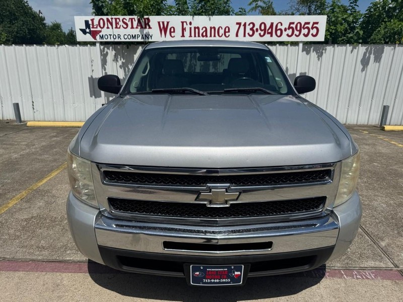 Chevrolet Silverado 1500 Vehicle Full-screen Gallery Image 03