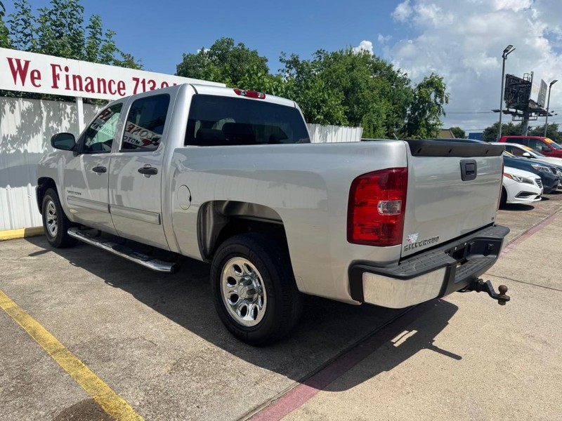 Chevrolet Silverado 1500 Vehicle Full-screen Gallery Image 06