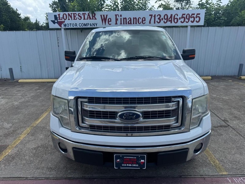 Ford F-150 Vehicle Full-screen Gallery Image 03