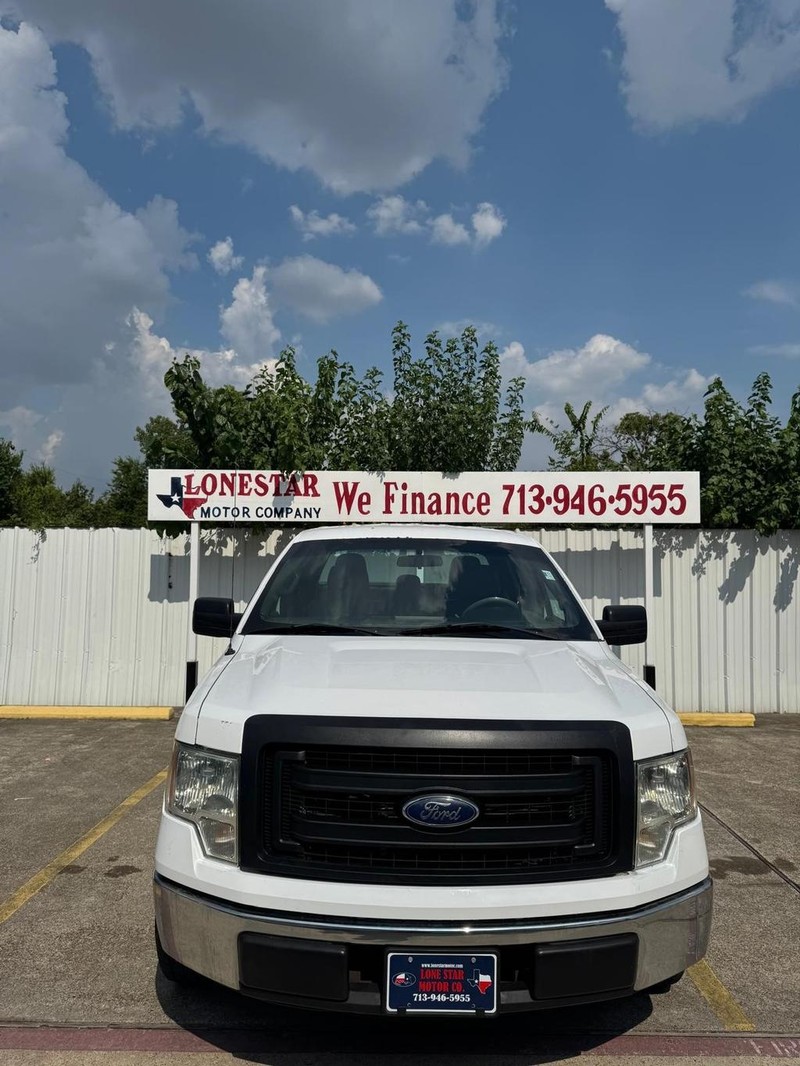 Ford F-150 Vehicle Full-screen Gallery Image 03