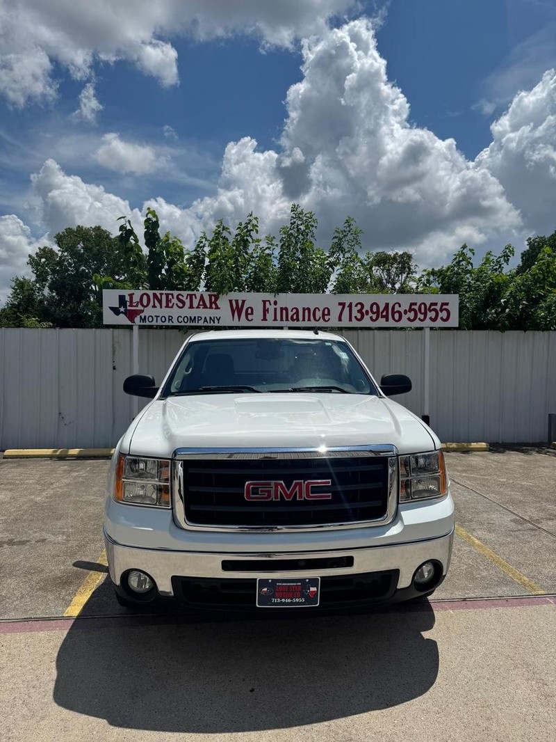 GMC Sierra 1500 Vehicle Full-screen Gallery Image 03