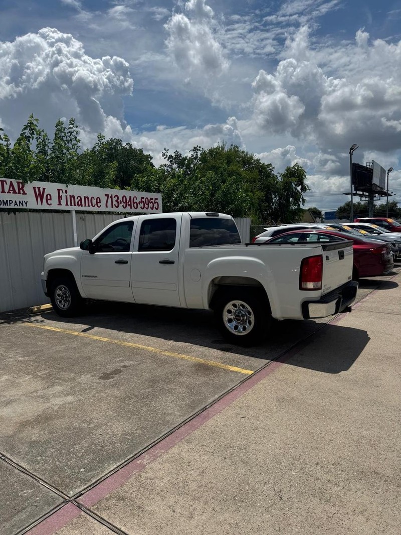 GMC Sierra 1500 Vehicle Full-screen Gallery Image 05