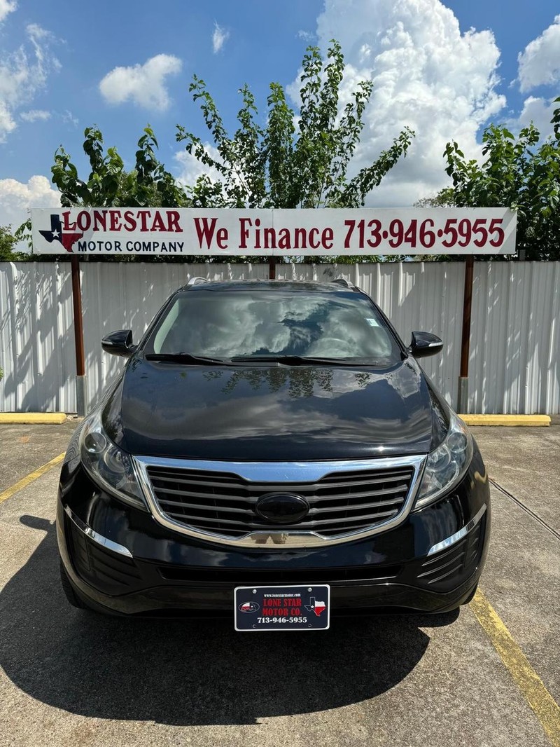 Kia Sportage Vehicle Full-screen Gallery Image 03