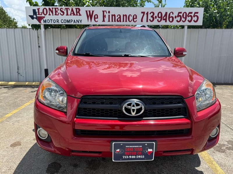 Toyota RAV4 Vehicle Full-screen Gallery Image 03