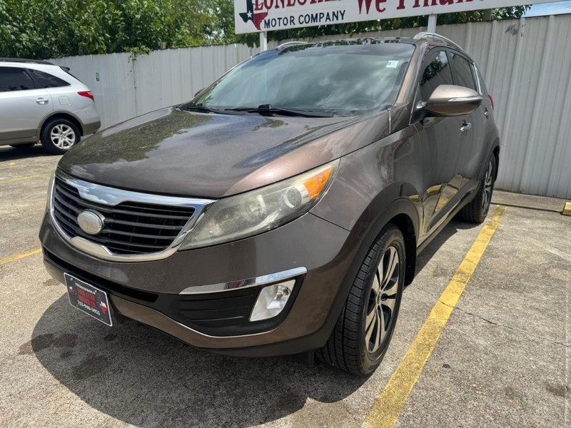 Kia Sportage Vehicle Full-screen Gallery Image 02