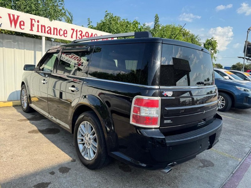 Ford Flex Vehicle Full-screen Gallery Image 06