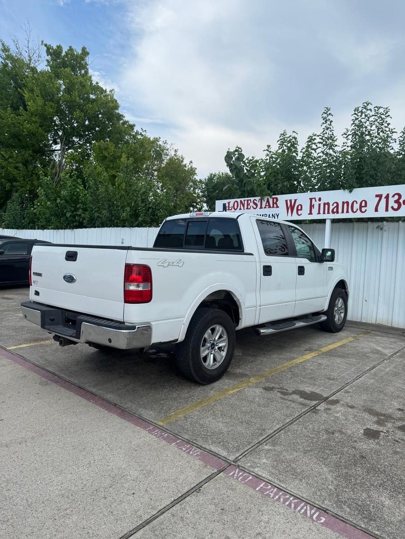 Ford F-150 Vehicle Full-screen Gallery Image 05