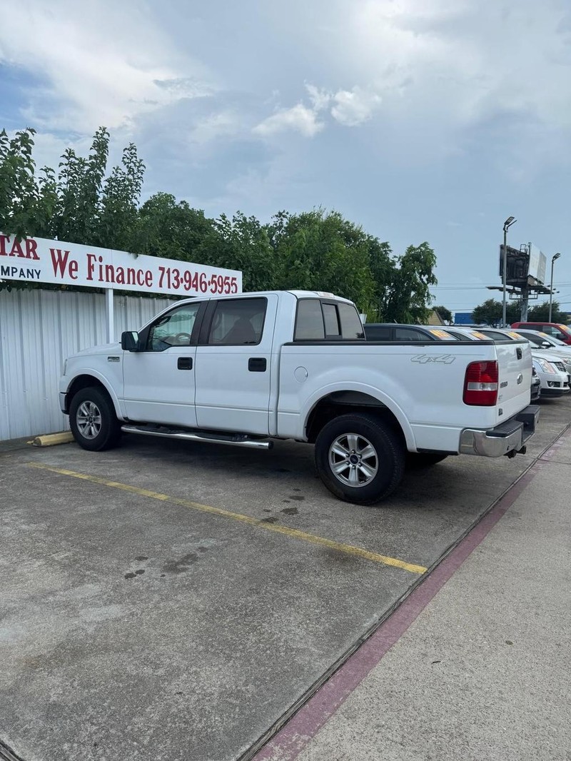 Ford F-150 Vehicle Full-screen Gallery Image 06