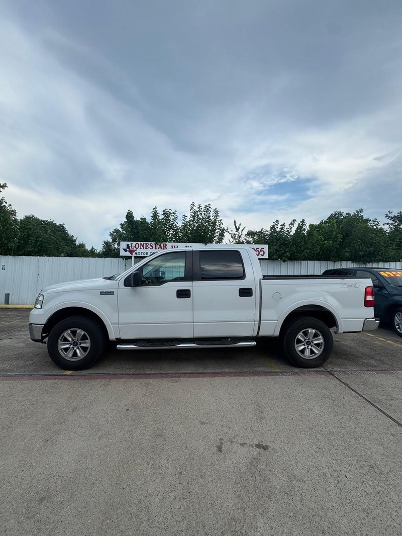 Ford F-150 Vehicle Full-screen Gallery Image 07