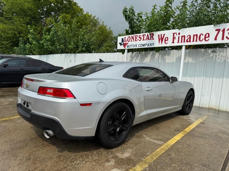 Chevrolet Camaro Vehicle Full-screen Gallery Image 05