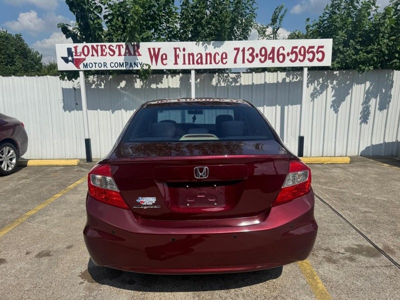 Honda Civic Sedan Vehicle Full-screen Gallery Image 04