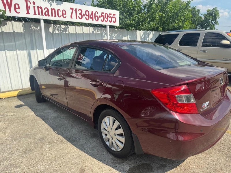 Honda Civic Sedan Vehicle Full-screen Gallery Image 06