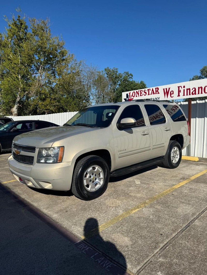 Chevrolet Tahoe Vehicle Full-screen Gallery Image 02