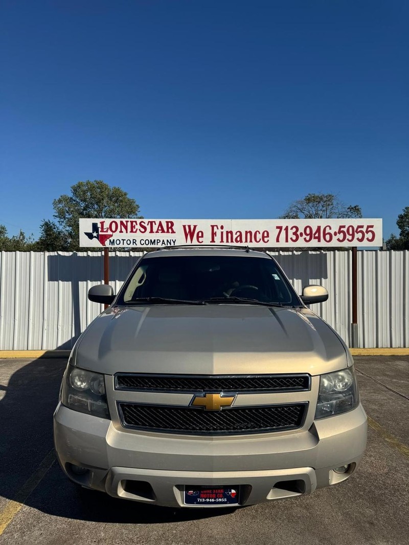 Chevrolet Tahoe Vehicle Full-screen Gallery Image 03