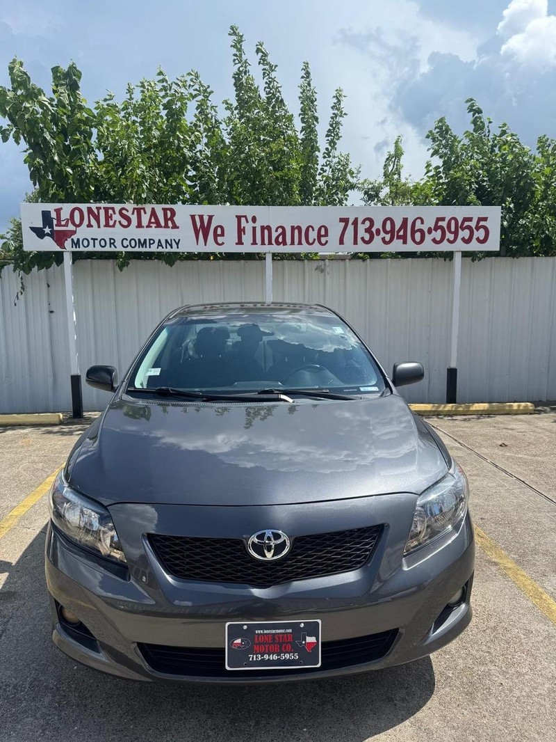 Toyota Corolla Vehicle Full-screen Gallery Image 03