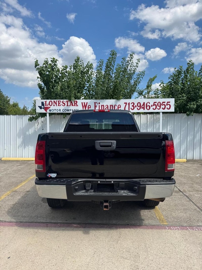 GMC Sierra 1500 Vehicle Full-screen Gallery Image 04