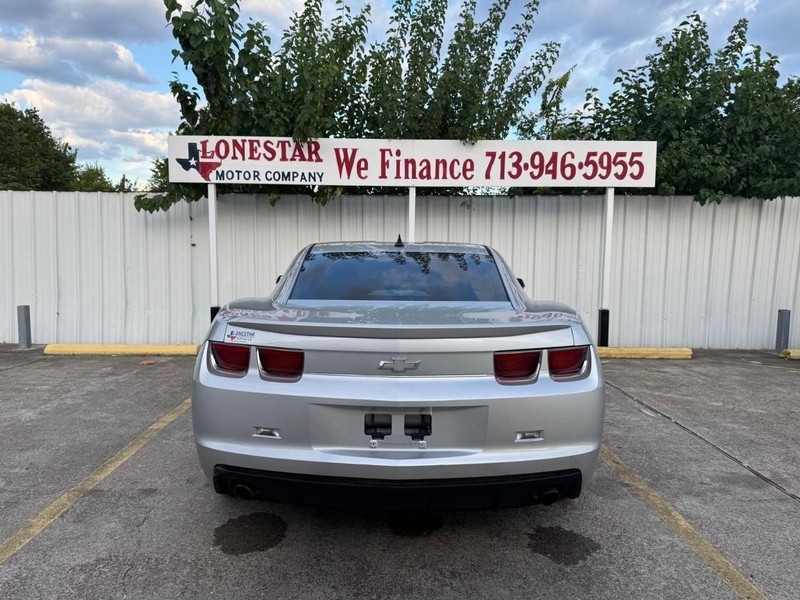 Chevrolet Camaro Vehicle Full-screen Gallery Image 04