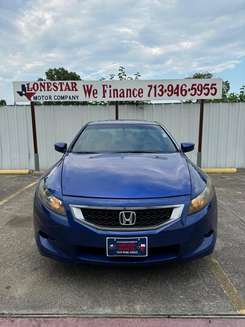 Honda Accord Coupe Vehicle Full-screen Gallery Image 03