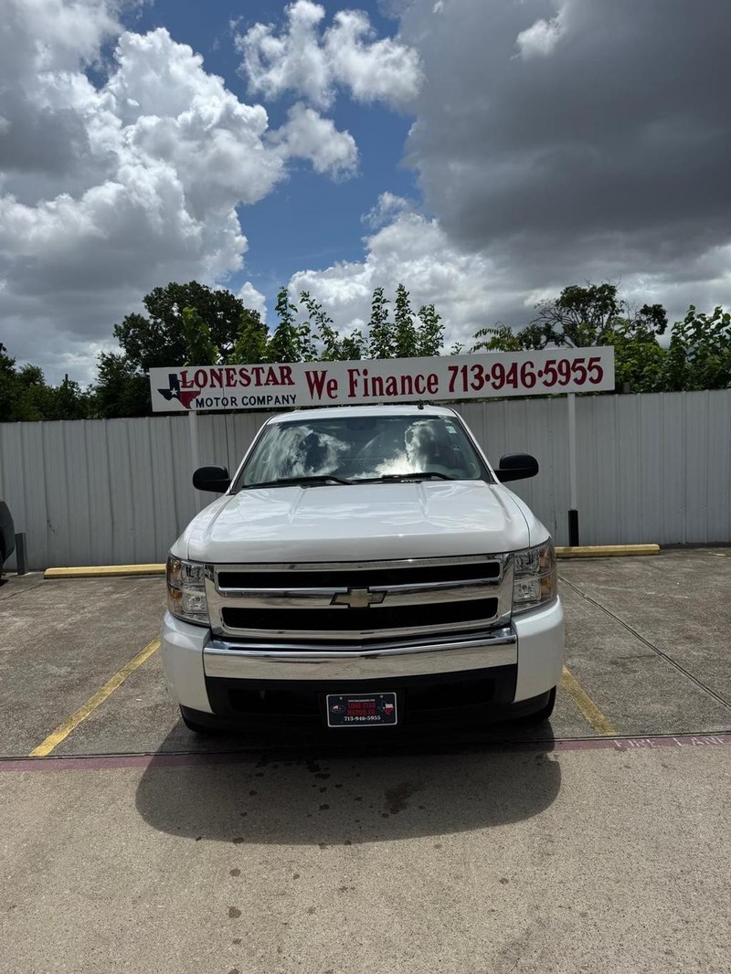 Chevrolet Silverado 1500 Vehicle Full-screen Gallery Image 03