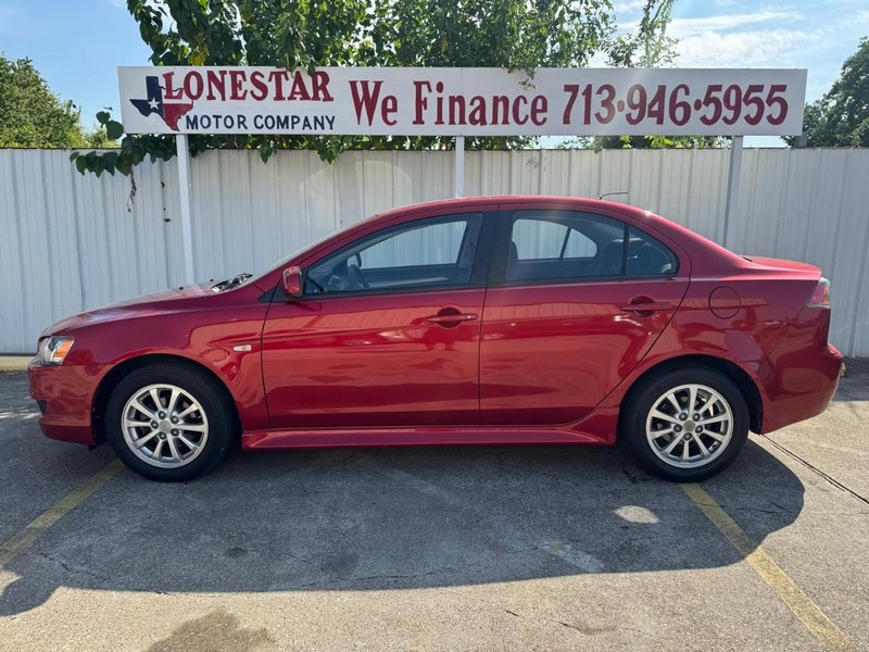 Mitsubishi Lancer Vehicle Full-screen Gallery Image 07