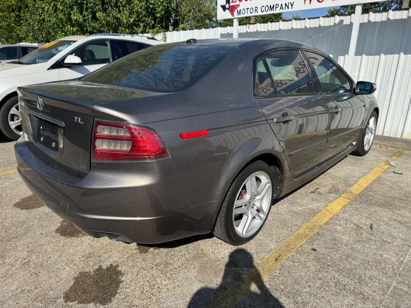 Acura TL Vehicle Full-screen Gallery Image 05