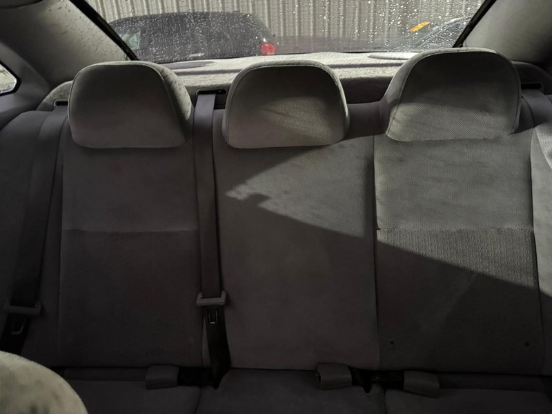 Chevrolet Impala Vehicle Full-screen Gallery Image 10