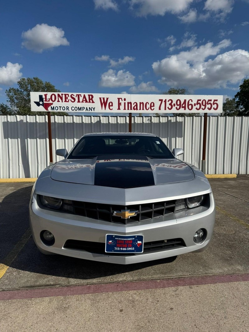 Chevrolet Camaro Vehicle Full-screen Gallery Image 03