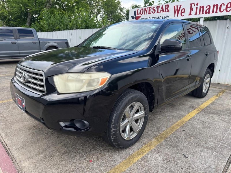 Toyota Highlander Vehicle Full-screen Gallery Image 02