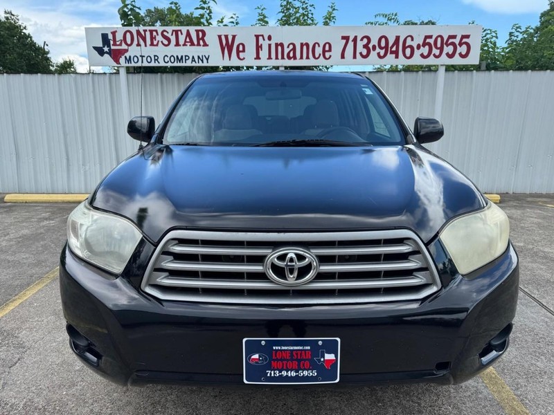 Toyota Highlander Vehicle Full-screen Gallery Image 03