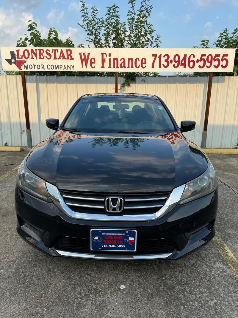 Honda Accord Sedan Vehicle Full-screen Gallery Image 03