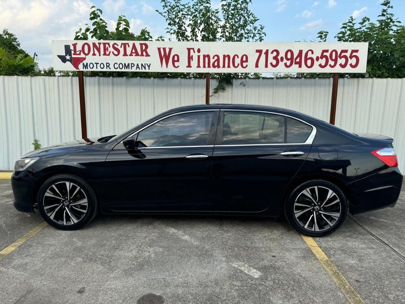 Honda Accord Sedan Vehicle Full-screen Gallery Image 07