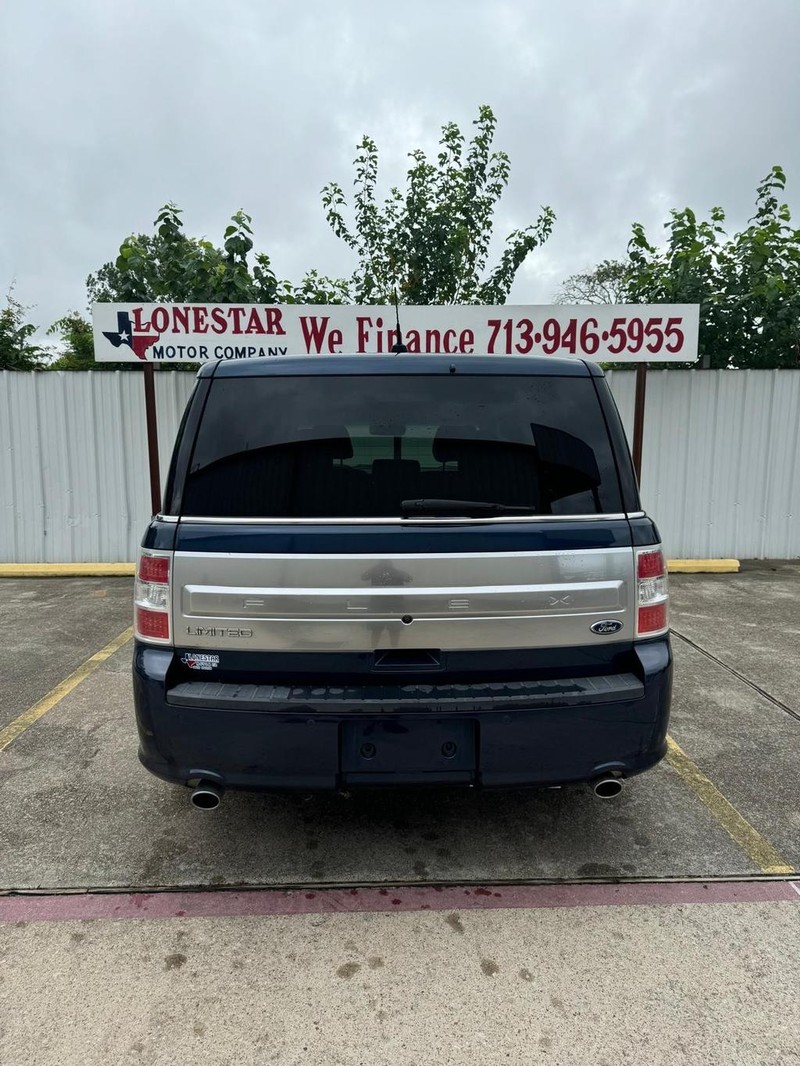 Ford Flex Vehicle Full-screen Gallery Image 04