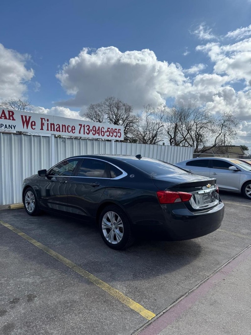 Chevrolet Impala Vehicle Full-screen Gallery Image 05