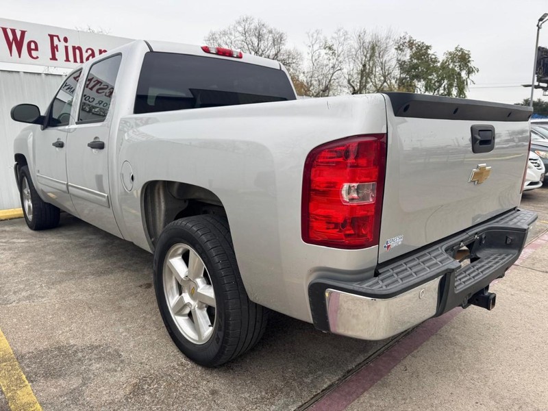 Chevrolet Silverado 1500 Vehicle Full-screen Gallery Image 06