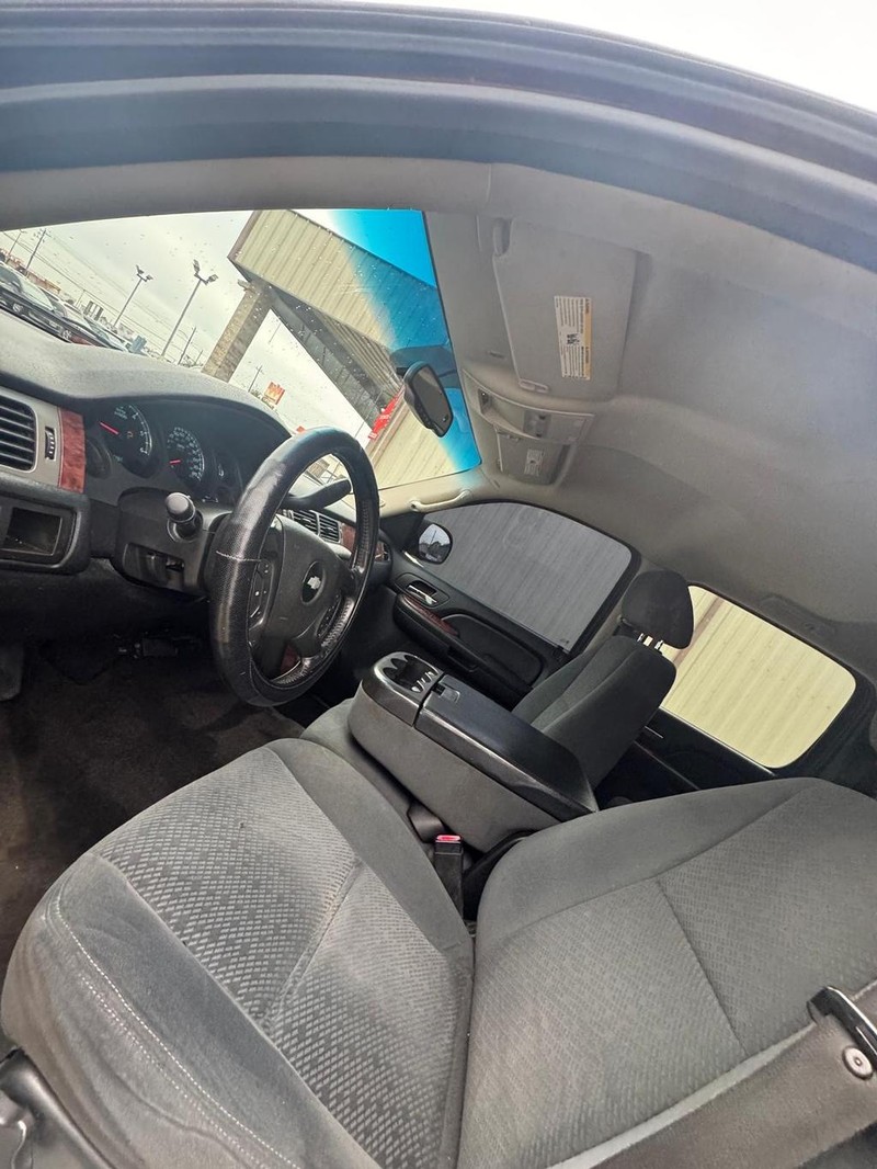 Chevrolet Avalanche Vehicle Full-screen Gallery Image 09