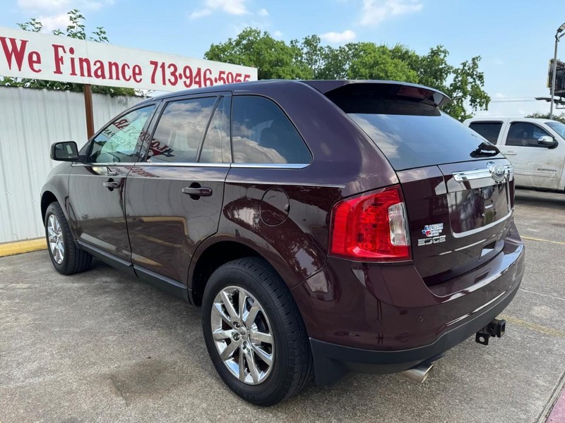 Ford Edge Vehicle Full-screen Gallery Image 06