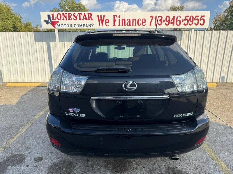 Lexus RX 350 Vehicle Full-screen Gallery Image 04