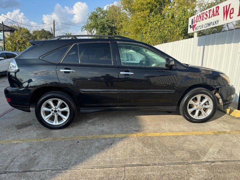 Lexus RX 350 Vehicle Full-screen Gallery Image 07