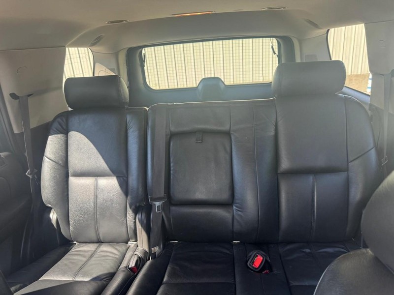 Chevrolet Tahoe Vehicle Full-screen Gallery Image 10