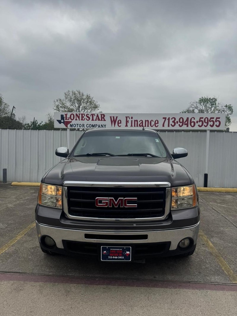 GMC Sierra 1500 Vehicle Full-screen Gallery Image 03