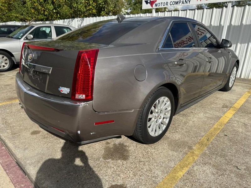 Cadillac CTS Sedan Vehicle Full-screen Gallery Image 04