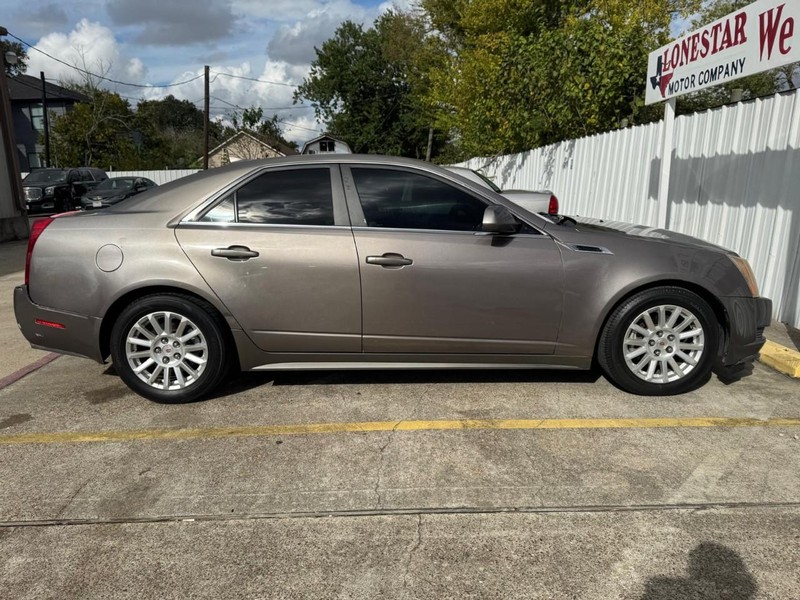 Cadillac CTS Sedan Vehicle Full-screen Gallery Image 07