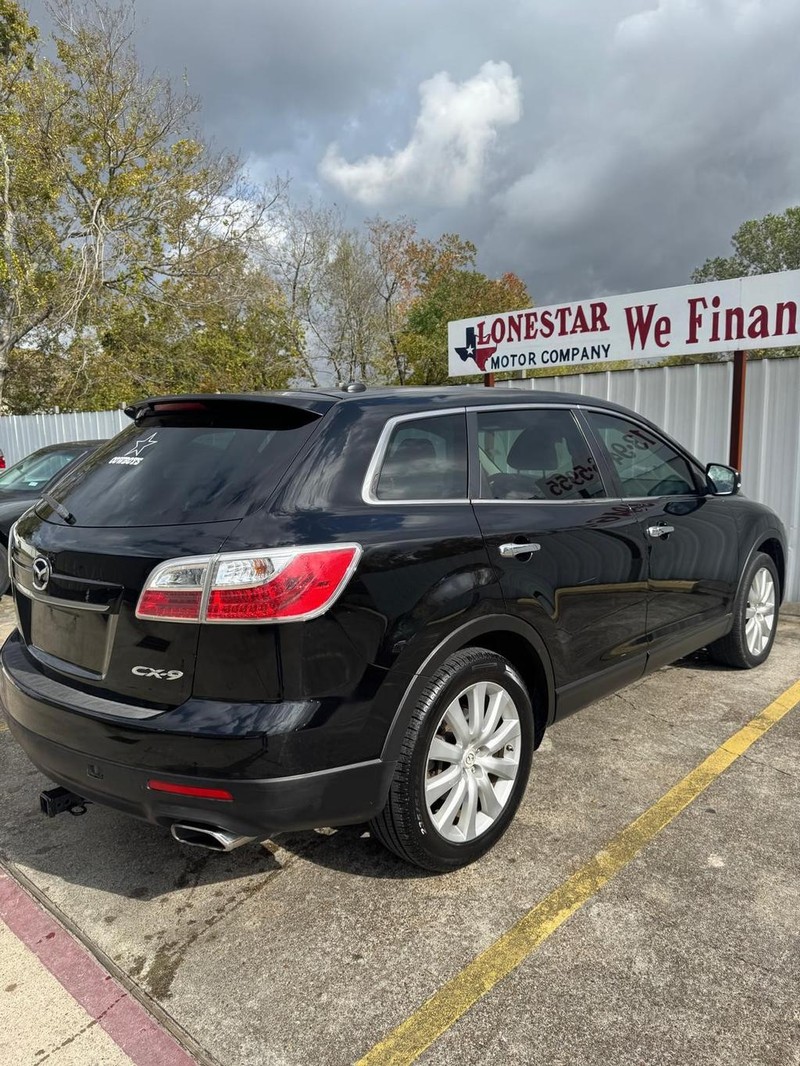 Mazda CX-9 Vehicle Full-screen Gallery Image 05