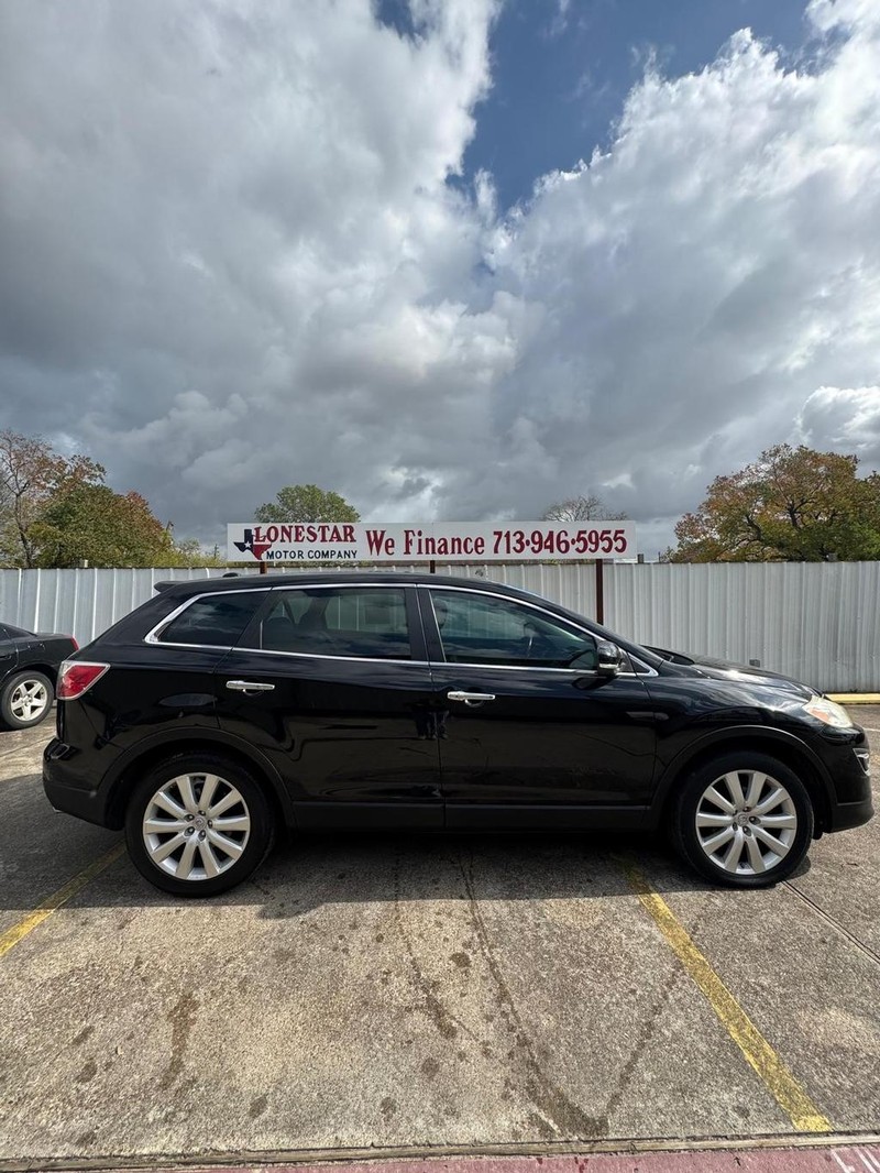 Mazda CX-9 Vehicle Full-screen Gallery Image 08