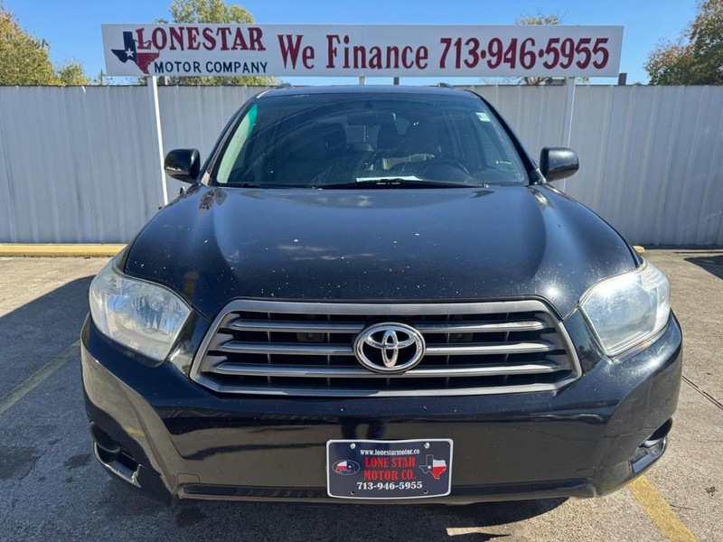 Toyota Highlander Vehicle Full-screen Gallery Image 03