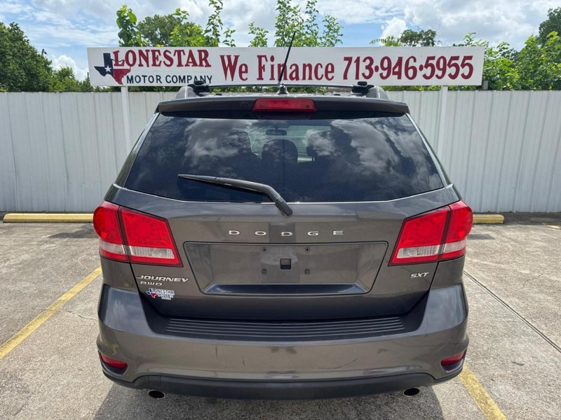 Dodge Journey Vehicle Full-screen Gallery Image 04