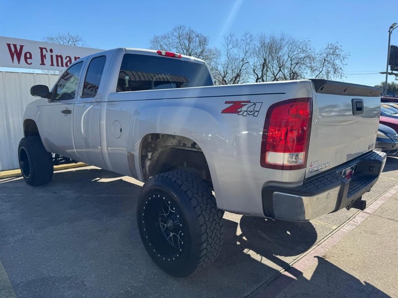 GMC Sierra 1500 Vehicle Full-screen Gallery Image 06