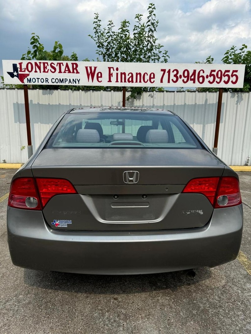 Honda Civic Sedan Vehicle Full-screen Gallery Image 04