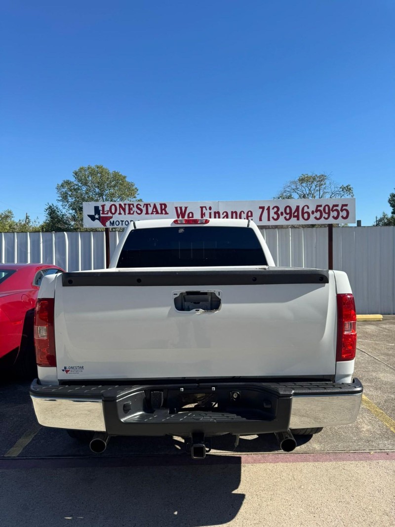 Chevrolet Silverado 1500 Vehicle Full-screen Gallery Image 04
