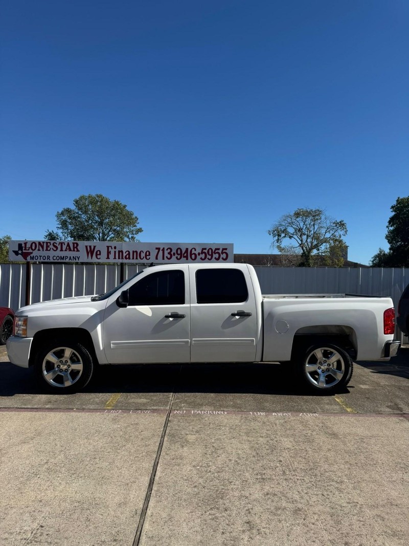 Chevrolet Silverado 1500 Vehicle Full-screen Gallery Image 08